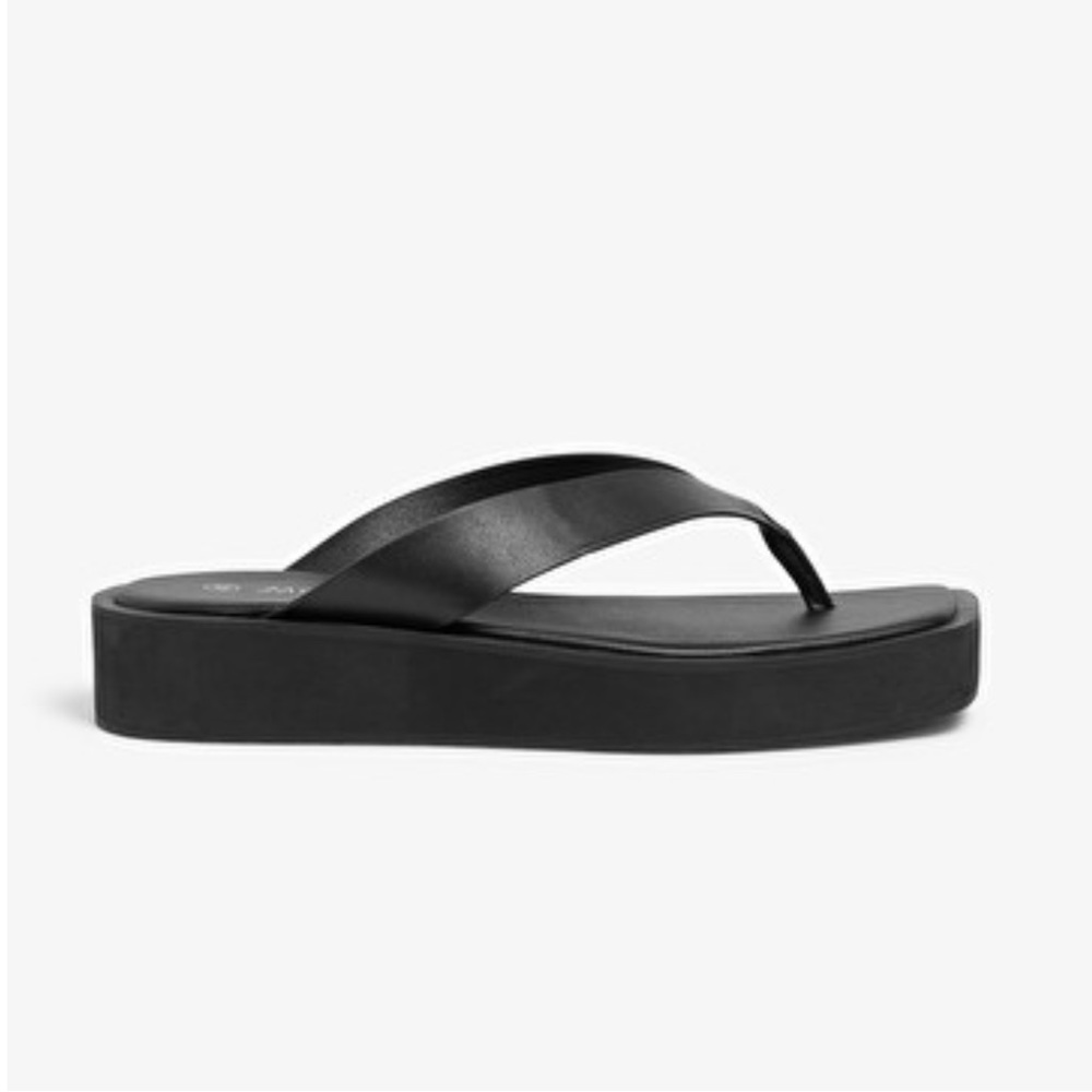 Black platform flip flop/thong